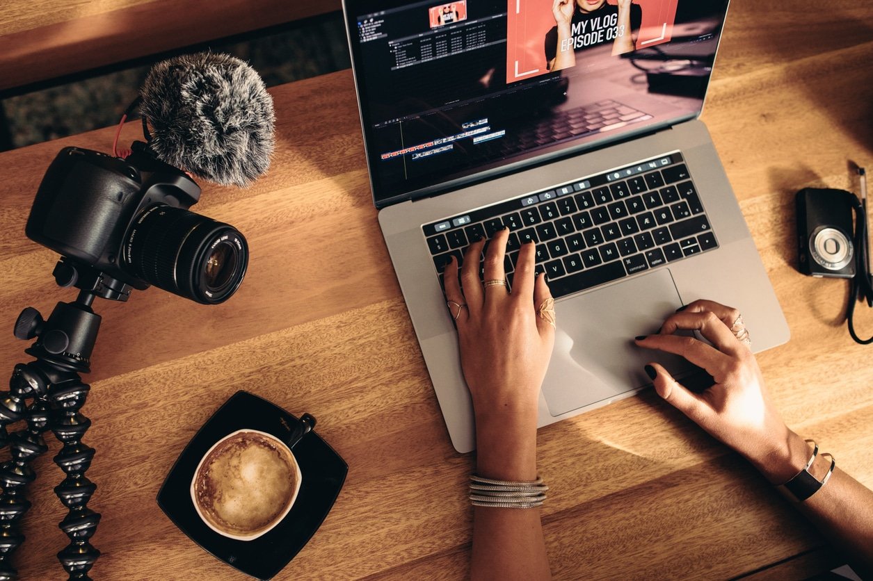content creation workflow for digital creators using AI tools in 2026